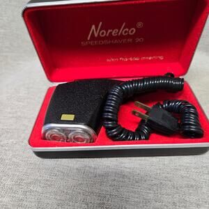 Vintage Norelco Speedshaver 20 with Case Flip Top Cleaning Tested & Works